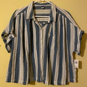 Never Worn Blue Old Navy Shirt